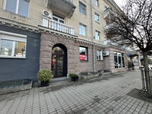 пр. Воли, 10 (г. Луцк) - Здається торгівельний майданчик, 68000 грн. - АФНУ